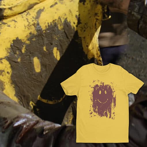 Mud Smiley Face T-Shirt | Forrest Gump